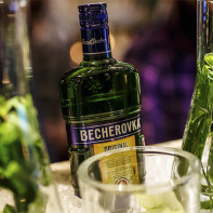 Fotografia balzamu Becherovka 2