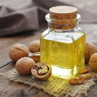 Walnut oil photo