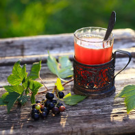 A photo of currant leaf tea 4