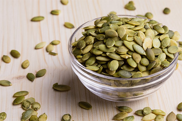 How to peel pumpkin seeds from the skin