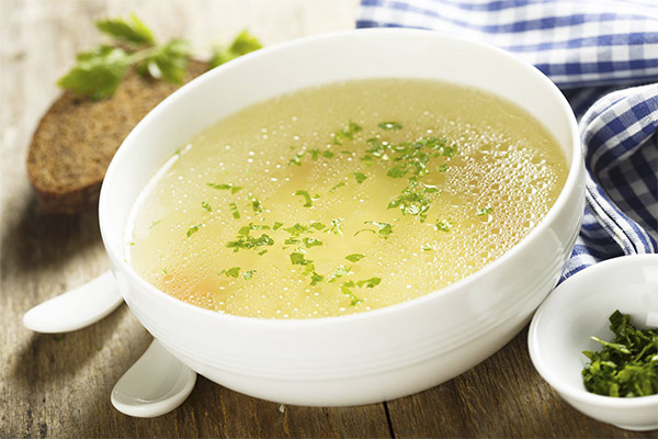 How to cook chicken broth