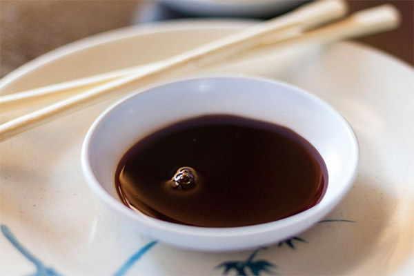 How to Choose and Store Soy Sauce