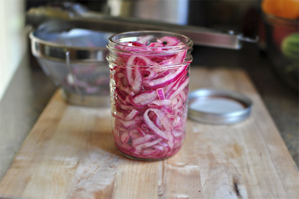 How to Pickle Red Onions