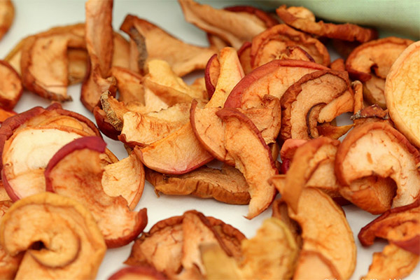 Drying Apples in Oven