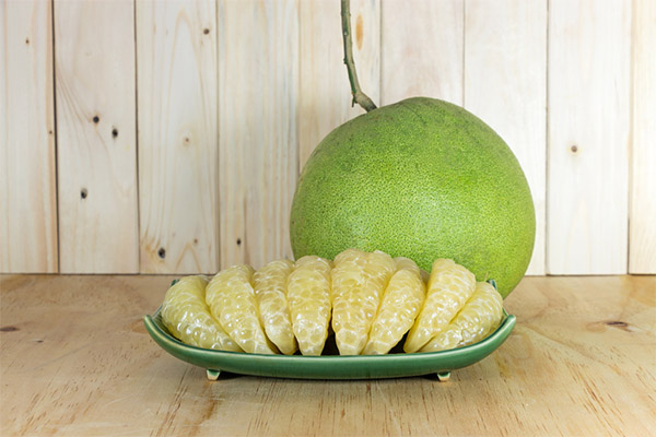 Kuo naudingas pomelo?