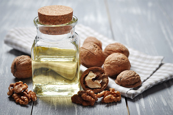 Walnut oil in cosmetics