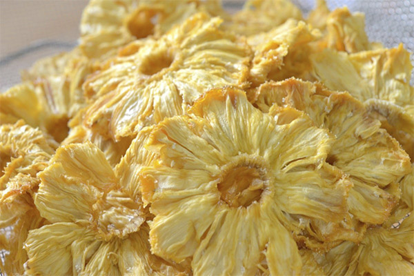 Dried Pineapple