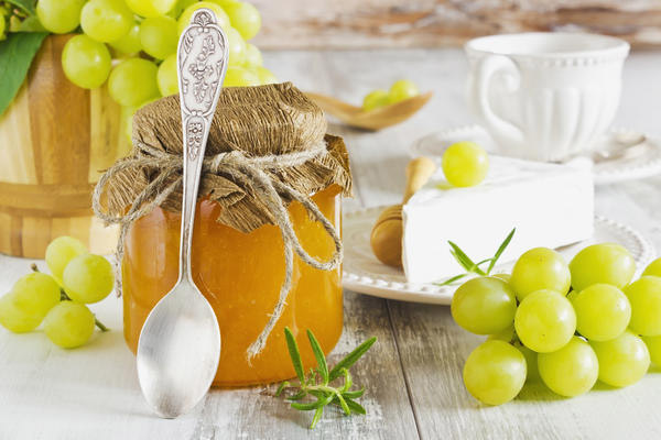 Confiture de raisins verts