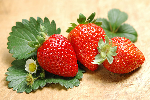 Strawberry in Medicine