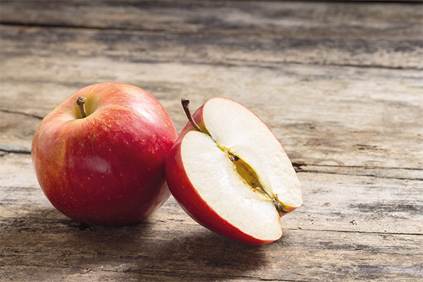 How to Eat Apples correctly