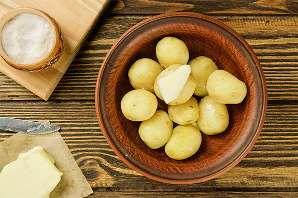 Boiled potatoes in cosmetology