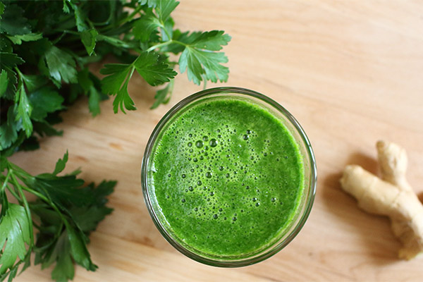 Parsley Juice in cosmetology