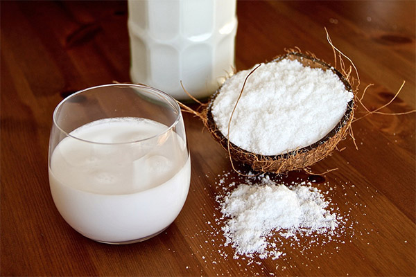 How to Make Coconut Milk