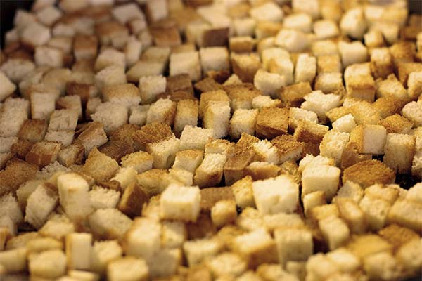 How to Make Croutons