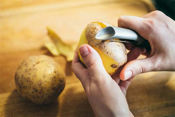 Peel Potatoes