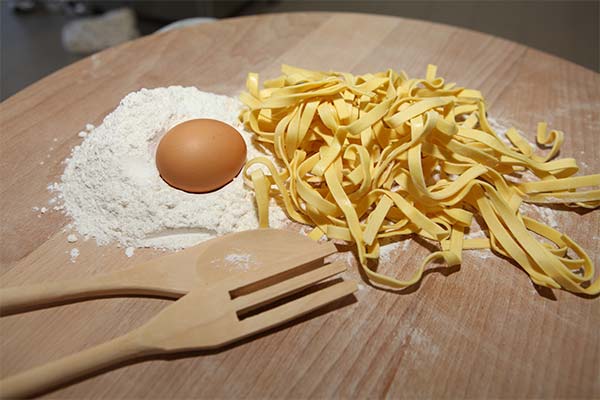 Egg noodles