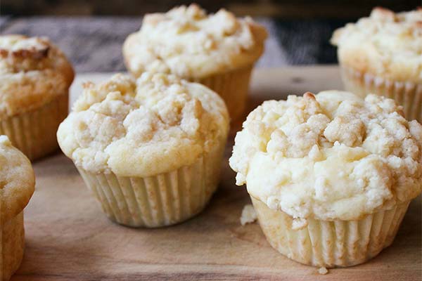 Cheese Curd Cake