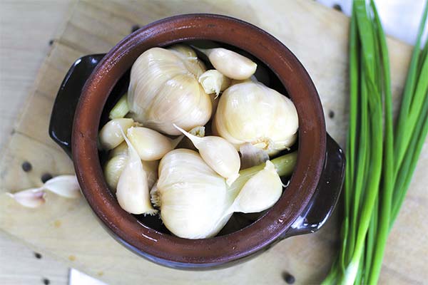 Pickled Garlic