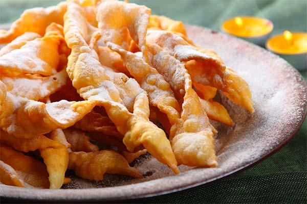 Crispy puff pastry on kefir